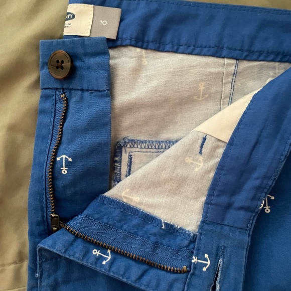 Old Navy Size 10 shorts Nice Used Condition - Picture 4 of 4